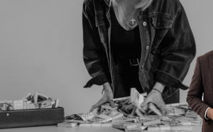 Des gagnants à l'EuroMillions handicapés victimes d'une arnaque de la part d'un banquier et sa femme