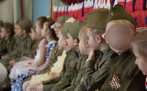 En Russie, la formation militaire fait son retour dans les écoles