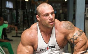 Morgan Aste <br>1,92 m, 154 kg de muscles, 62 cm de tour de bras! 