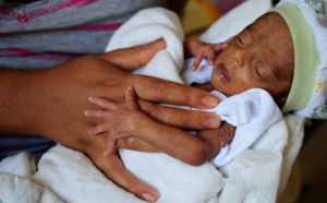 Des parents laissent leur bébé de 8 mois mourir de faim