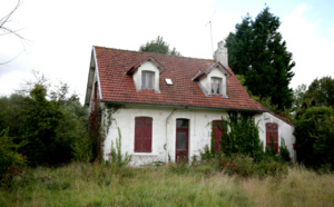 Un adolescent de 14 ans découvert caché depuis sa naissance