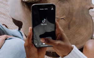 [OFFRE D'EMPLOI] Regarder 10 heures de contenu sur TikTok et gagner 1000 dollars 