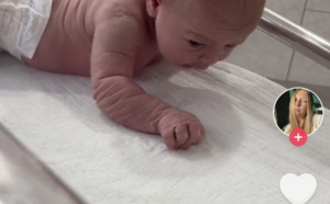 L'incroyable vidéo du bébé de 3 jours qui rampe