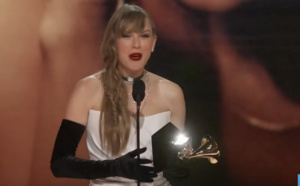 Taylor Swift marque l'histoire aux Grammys