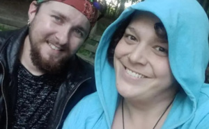 Il jette les testicules de son ex transgenre à la poubelle car elles pourrissaient dans son frigo