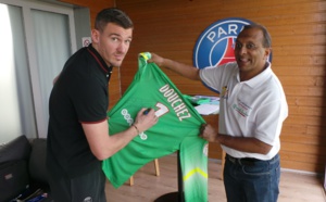 Le gardien du PSG dans l'île<br>Nicolas Douchez invité par 1000 Sourires