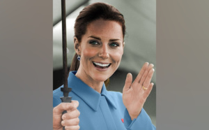 Kate Middleton accusée d'avoir retouché une photo officielle