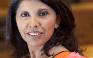 Nassimah Dindar écrit à Manuel Valls