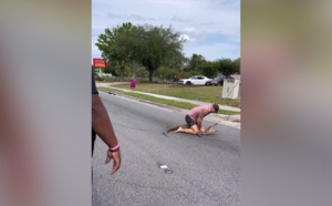 Un combattant de MMA capture un alligator à main nues en Floride