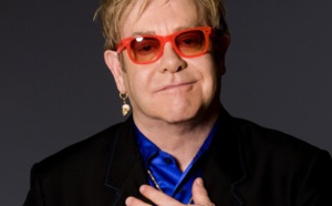 Elton John porte plainte contre Closer, VSD et Téléstar