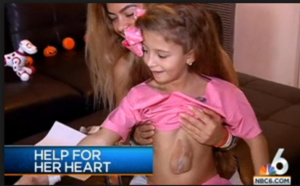 Née avec le coeur hors de la cage thoracique: son combat pour survivre!