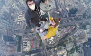 Le selfie de l'extrême au sommet d'une tour