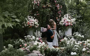 Taylor Swift annonce son mariage avec la star du football américain Travis Kelce