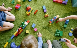 Que s’est-il passé à la maison d’assistantes maternelles ? Le mystère autour des blessures du petit Gabriel