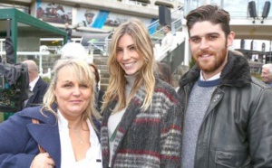 Les Dimanches au Galop<br>Les people sont venus à Saint-Cloud et à Auteuil!