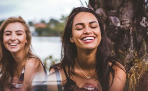Le pouvoir du sourire : ce geste simple qui change tout