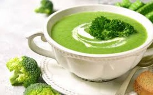 Arthrose : cette soupe verte pourrait soulager les articulations