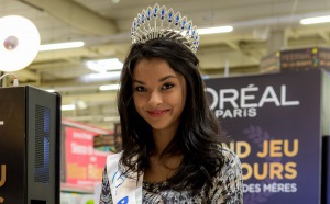 Séance de dédicaces<br>Azuima Issa "parce qu'elle le vaut bien"!