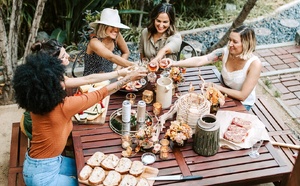 Girls night : pourquoi ces soirées entre amies sont devenues essentielles