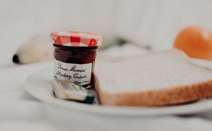 Bonne Maman rappelle des mini-pots de confiture dans toute la France : un risque de présence d'éclats de verre signalé
