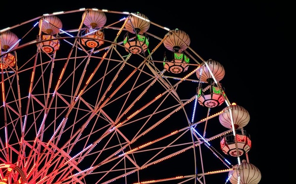 Inde : une grande roue s’effondre en pleine fête, la soirée vire au drame