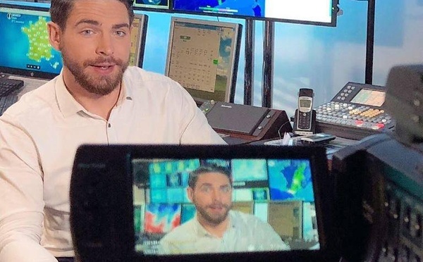 Ange Noiret prend la météo de TF1 : son style et son charme ne passent pas inaperçus