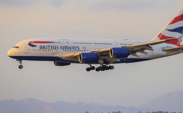 Un équipage de British Airways hospitalisé après avoir consommé des bonbons au cannabis à Los Angeles