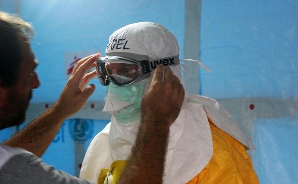 Ebola : les autorités sanitaires craignent désormais une propagation à dix nouveaux pays africains