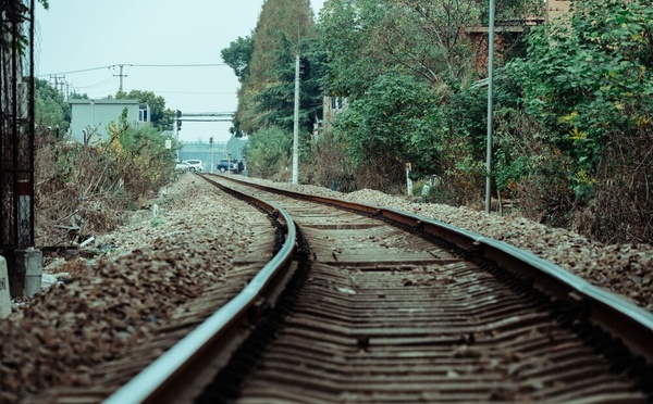 Belgique : un terrible accident entre un train et un minibus scolaire fait plusieurs morts en Flandre