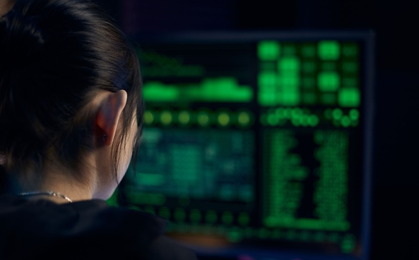 Cyberattaques aux États-Unis : Washington accuse des hackers liés à Pékin, la Chine contre-attaque