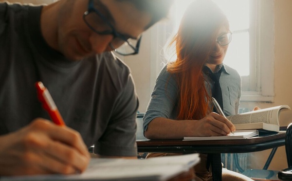 Reprendre ses études à 30, 40 ans ou plus : ces adultes qui décident de tout recommencer