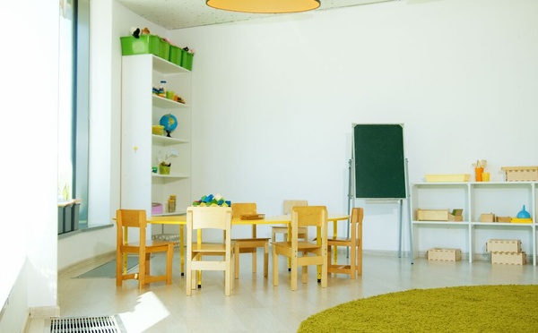 Paris : un professeur d’anglais mis en examen après les accusations de 22 enfants de maternelle