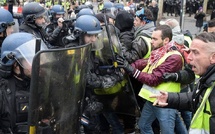 Manifestations du 17 octobre : jusqu’à 800 000 personnes mobilisées en France, près de 400 interpellations