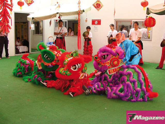 avec-les-lions-de-Qi-Lin